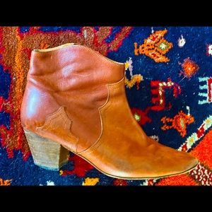 COPY - Isabel Marant Caramel dicker boots size 9